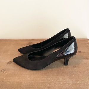 VANELi Black Leather Kitten Heels Size 5.5